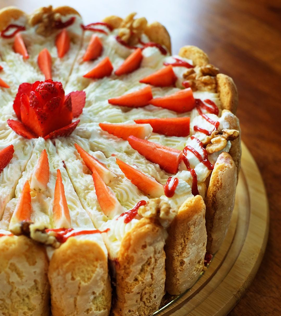 Strawberry Charlotte Cake